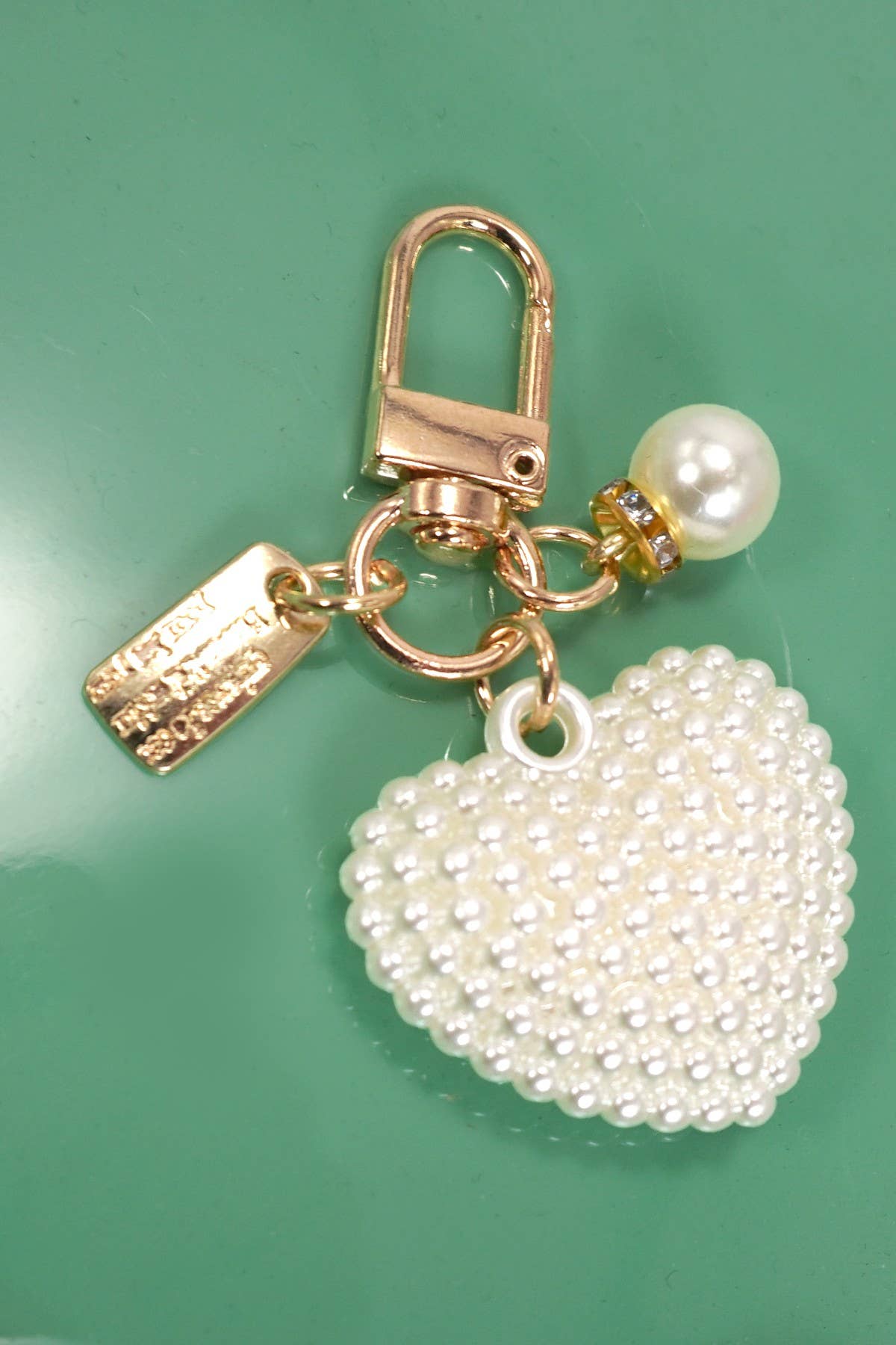 PUFFY PEARL HEART KEYCHAIN BAG CHARM | 40KC131: Gold